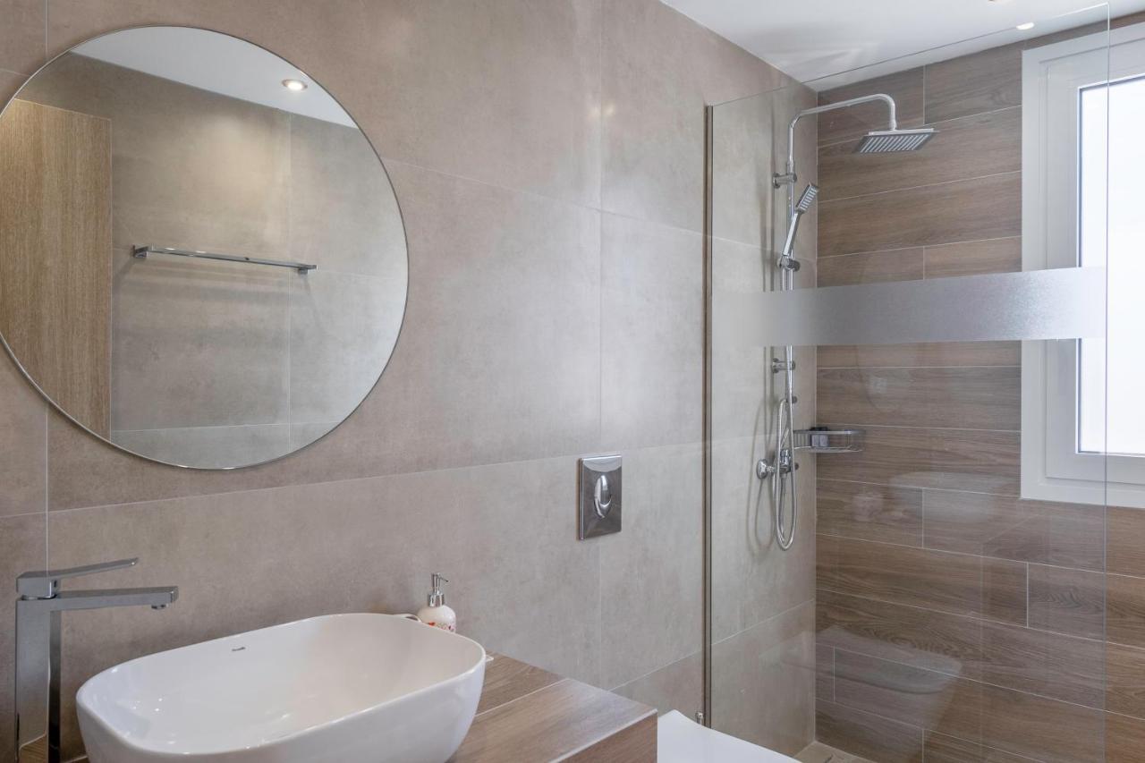 Divine 2Br Apartment In The Heart Of Athens Ngoại thất bức ảnh
